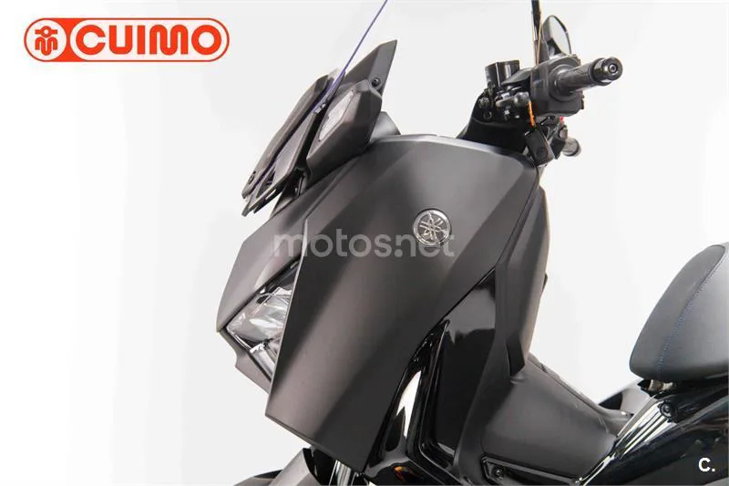 Yamaha XMAX 300 – Vista 20