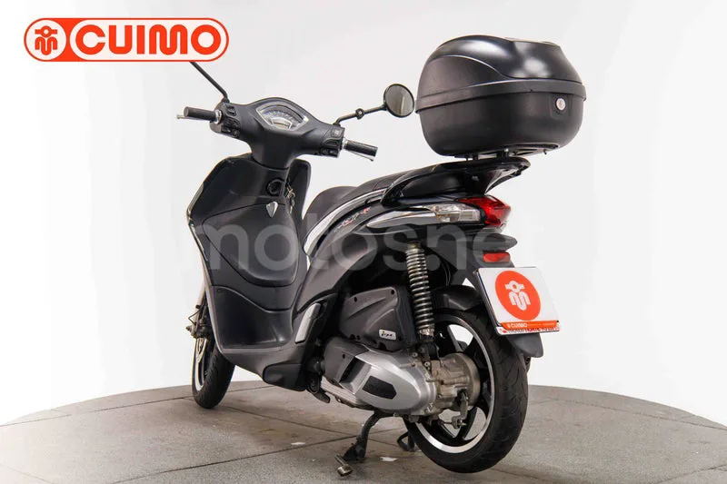 Piaggio Liberty 125 – Vista 6