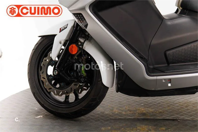 SYM Maxsym 400 – Vista 19