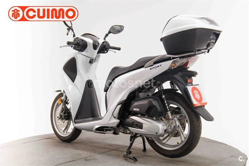 Honda SH 125i – Vista 6