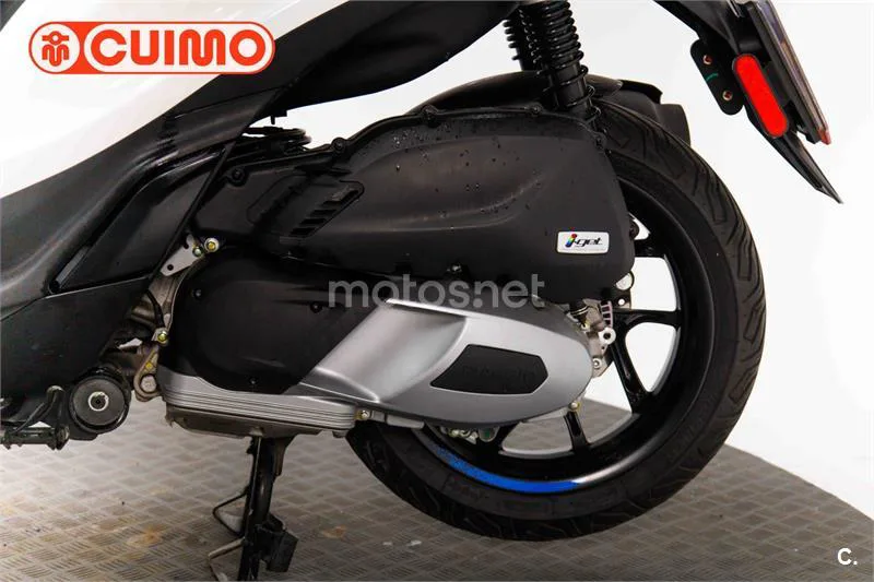 Piaggio Medley – Vista 18