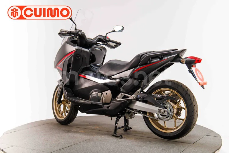 Honda Integra – Vista 11