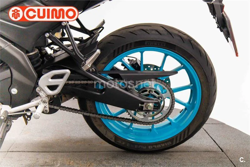 Yamaha MT-125 – Vista 25