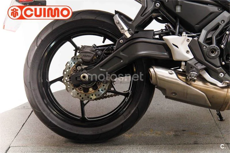Kawasaki Ninja 650 – Vista 14