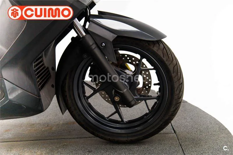 Yamaha XMAX 125 – Vista 14