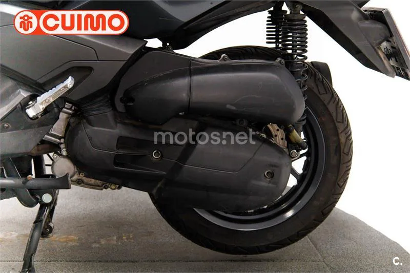 Yamaha XMAX 125 – Vista 19
