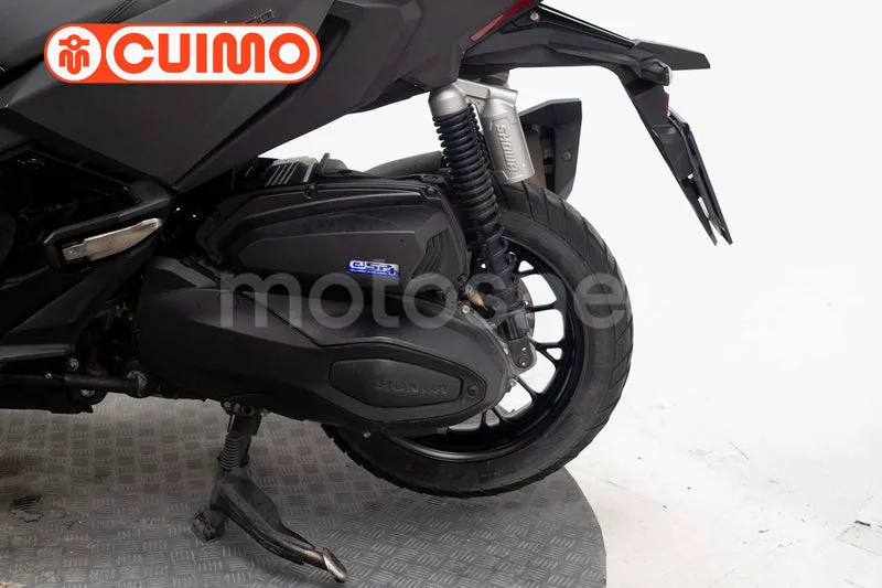 Honda ADV 350 – Vista 14