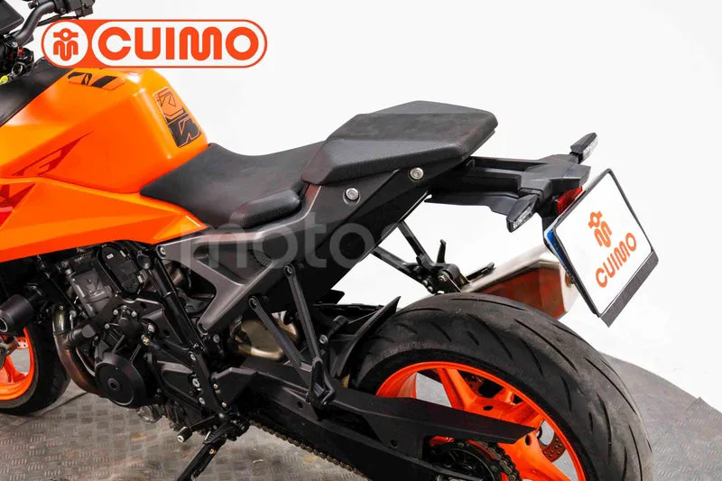 KTM 990 – Vista 14
