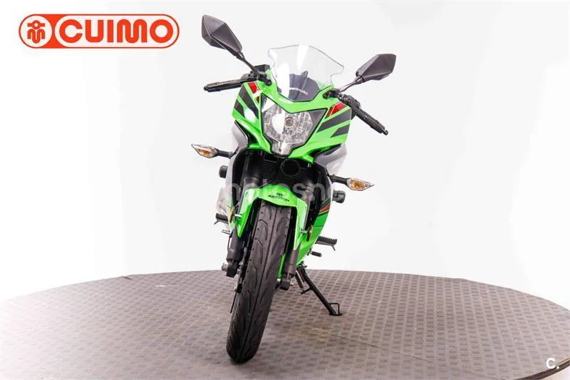 Kawasaki Ninja 125 – Vista 10