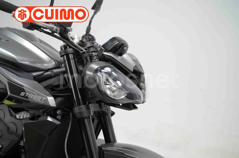 Triumph Street Triple – Vista 11