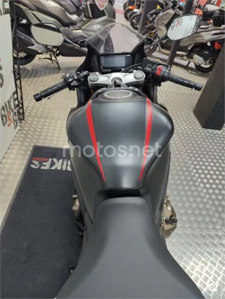 Honda CBR 650 R – Vista 16