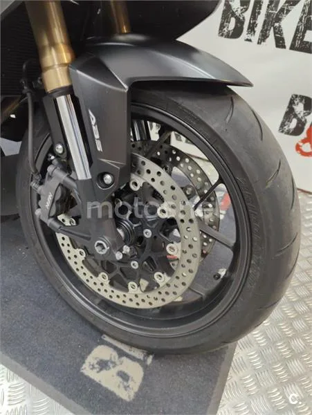 Honda CBR 650 R – Vista 3