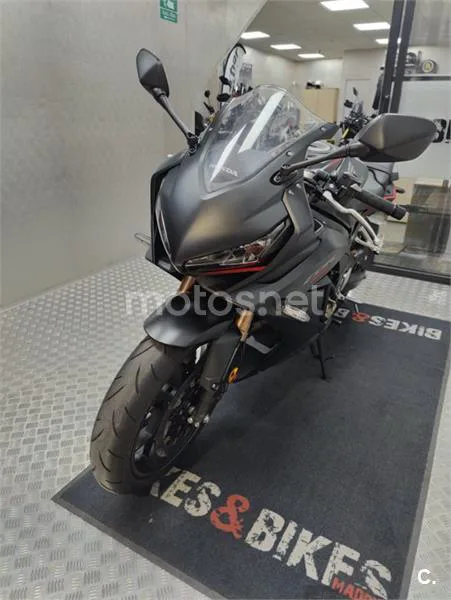 Honda CBR 650 R – Vista 6