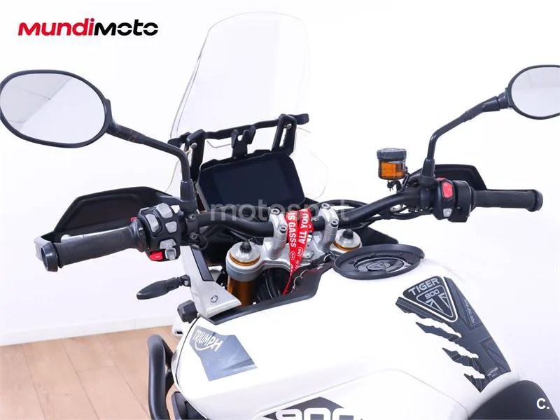 Triumph Tiger 900 – Vista 11