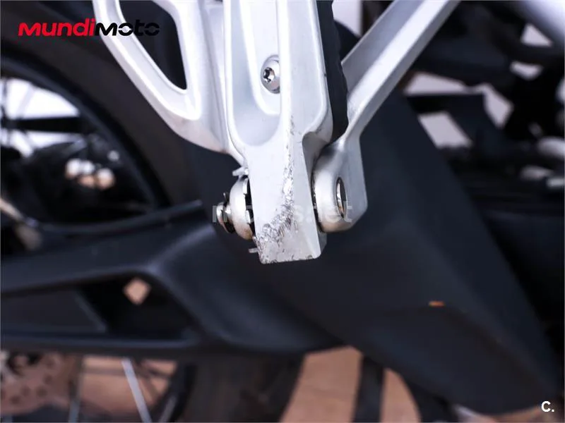 Triumph Tiger 900 – Vista 32