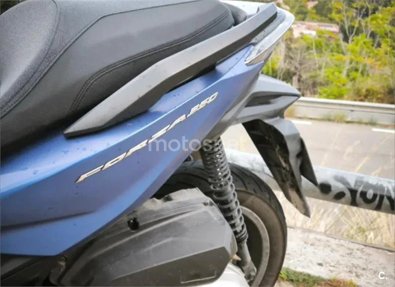 Honda Forza 350 – Vista 4