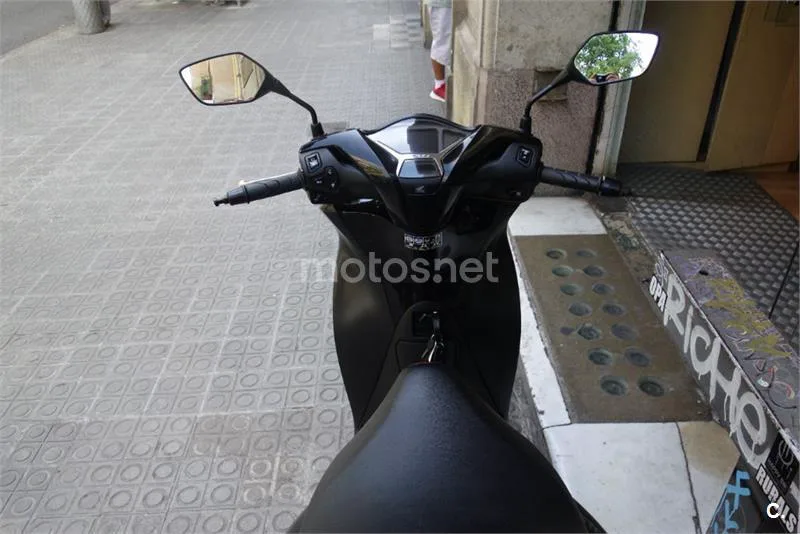 Honda SH 125i – Vista 14