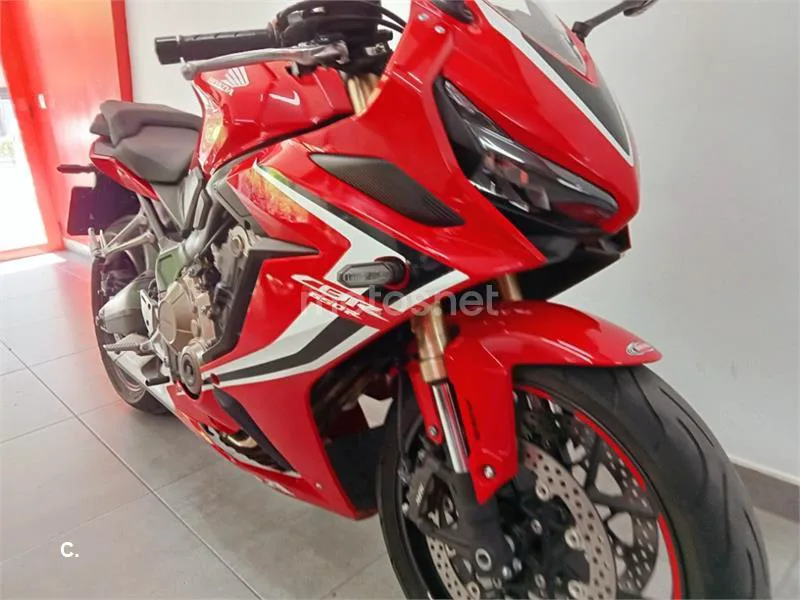 Honda CBR 650 R – Vista 11