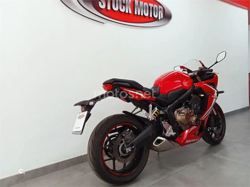Honda CBR 650 R – Vista 8