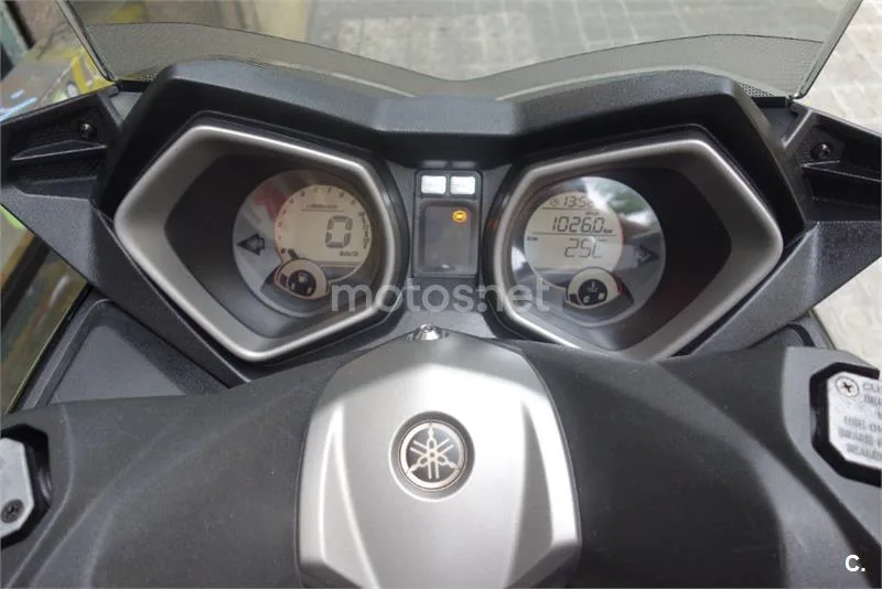 Yamaha XMAX 125 – Vista 8