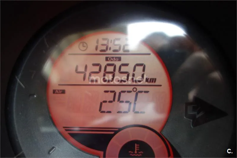 Yamaha XMAX 125 – Vista 9