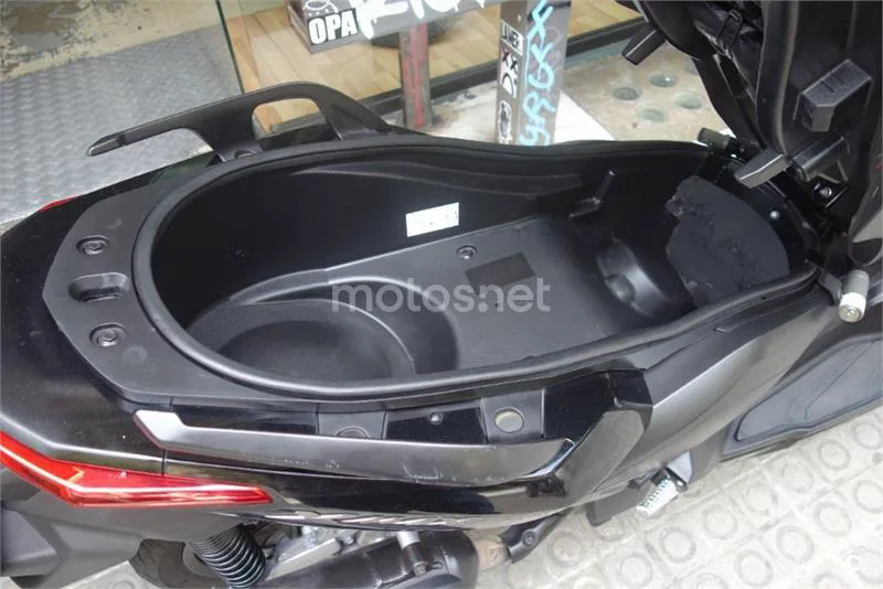 Yamaha XMAX 125 – Vista 10