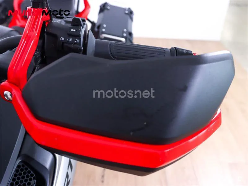 QJ Motor SRT 900 SX – Vista 14