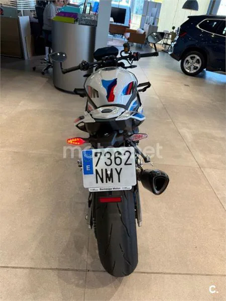 BMW M 1000 R – Vista 9