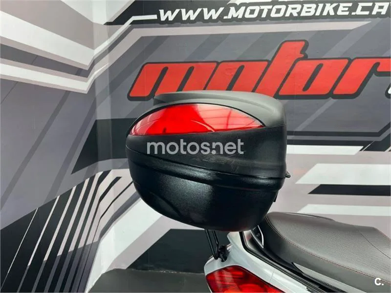 Yamaha XMAX 250 – Vista 15