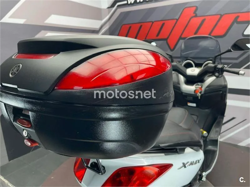 Yamaha XMAX 250 – Vista 10