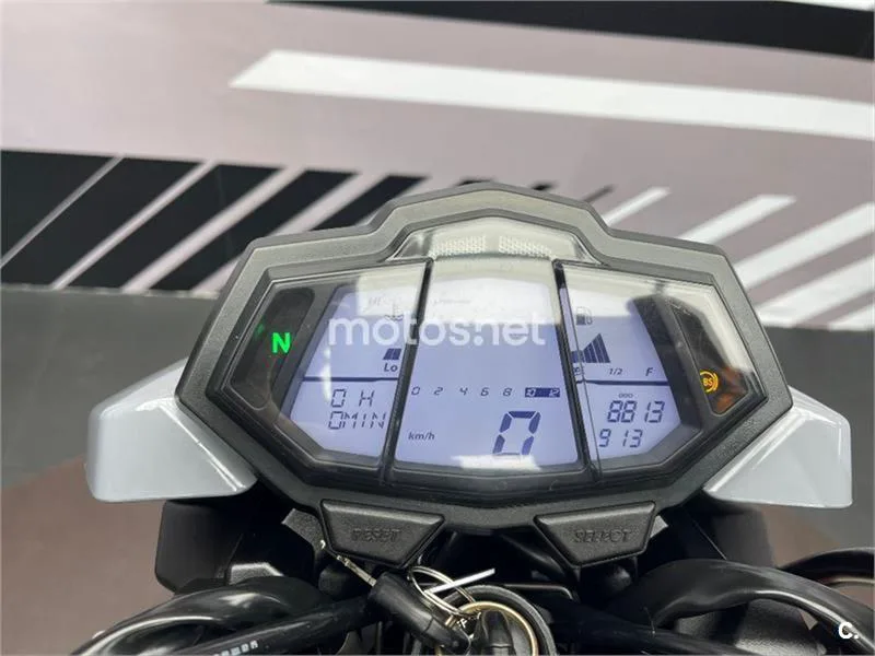 Yamaha MT-125 – Vista 6