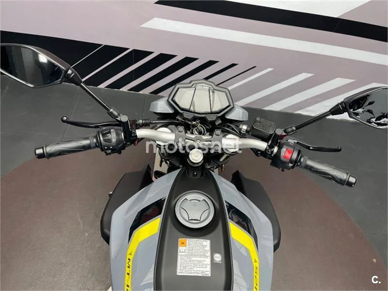 Yamaha MT-125 – Vista 7
