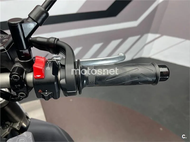 Yamaha MT-07 – Vista 9
