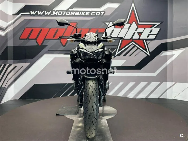 Kawasaki Z900 – Vista 3