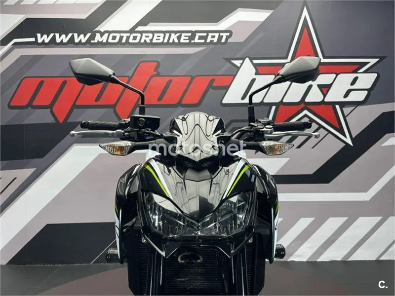 Kawasaki Z900 – Vista 10