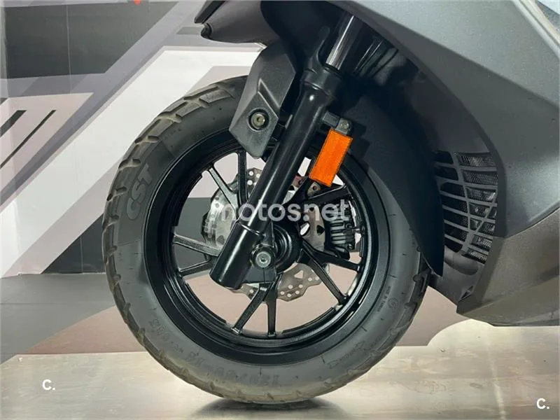 Kymco DTX 350 – Vista 16