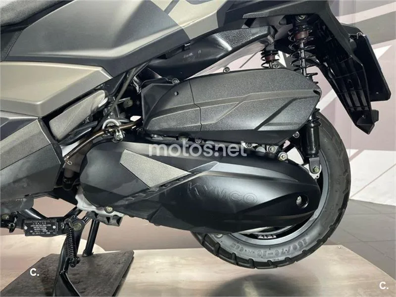 Kymco DTX 350 – Vista 23