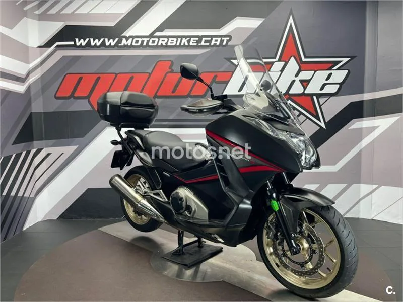 Honda Integra 750 S – Vista 5