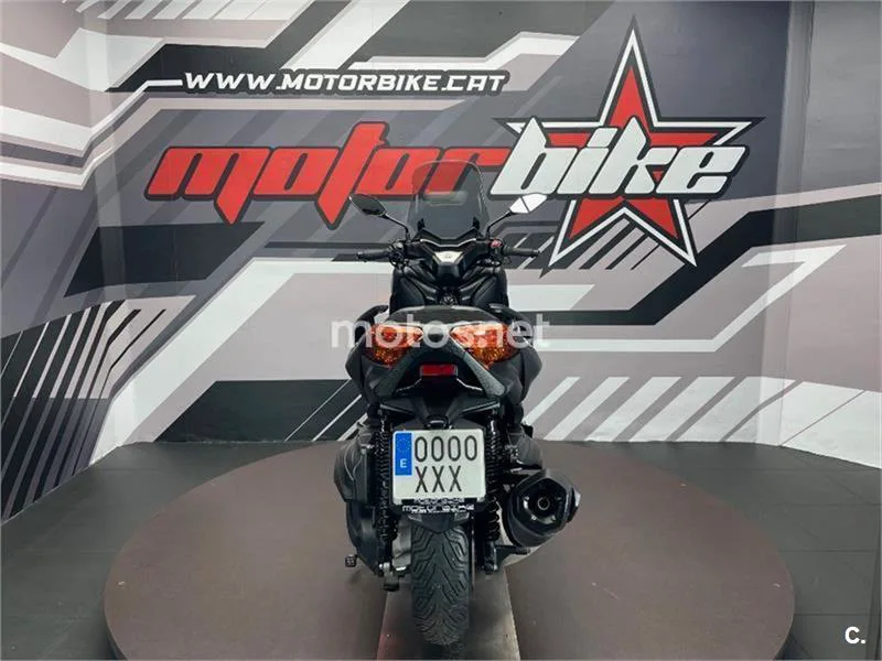 Yamaha XMAX 400 – Vista 4