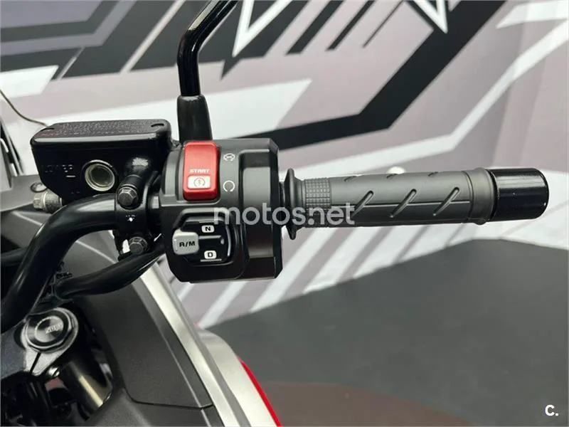 Honda NC 750 X – Vista 12