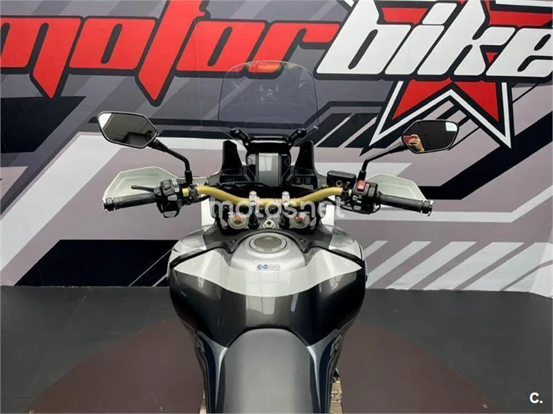 Honda CRF 1000L Africa Twin – Vista 12