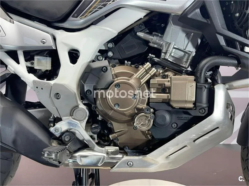 Honda CRF 1000L Africa Twin – Vista 16