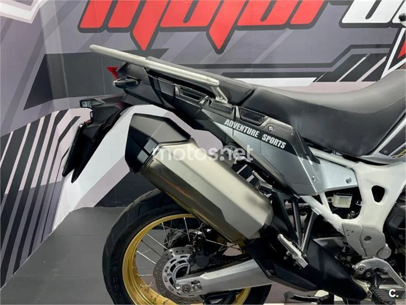 Honda CRF 1000L Africa Twin – Vista 17