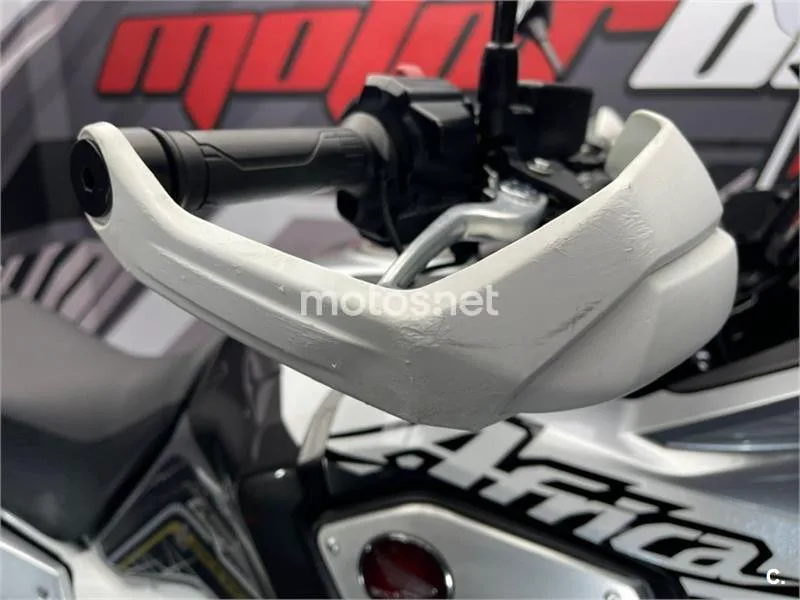 Honda CRF 1000L Africa Twin – Vista 18