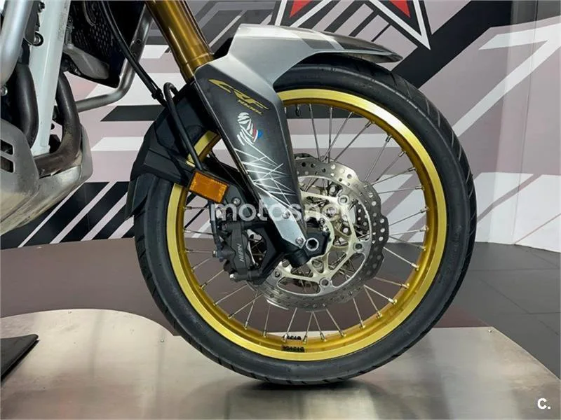 Honda CRF 1000L Africa Twin – Vista 23