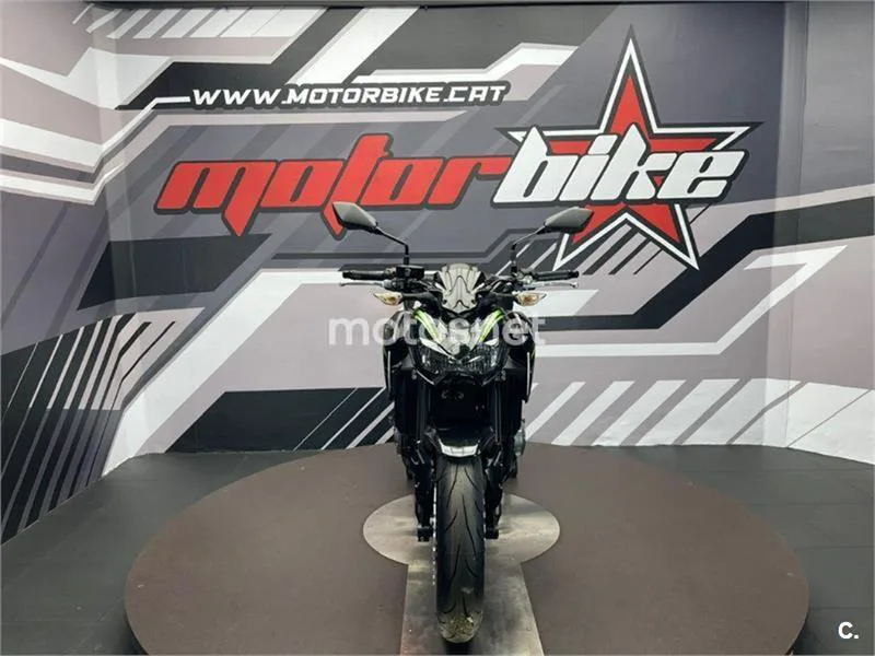 Kawasaki Z900 – Vista 3