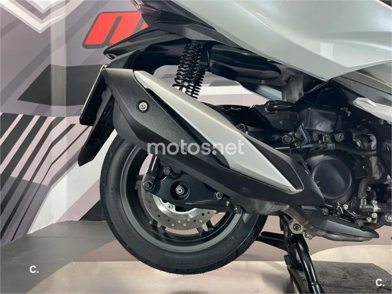 Honda Forza 350 – Vista 15
