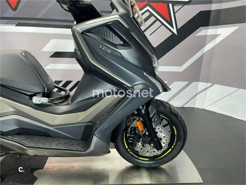 Kymco DTX 350 – Vista 11