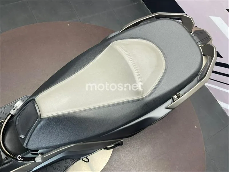 Kymco DTX 350 – Vista 15