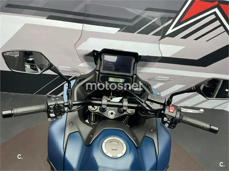 Honda NT1100 – Vista 13